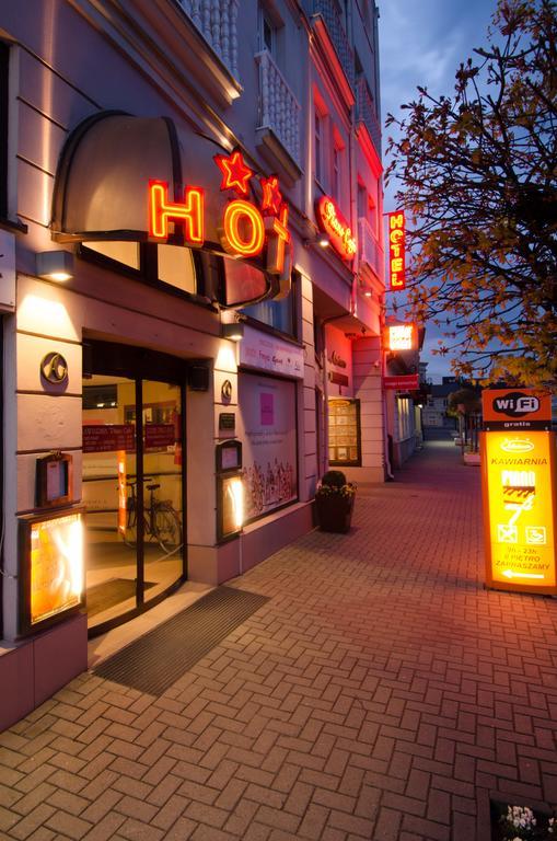 Nowy Tomyśl Hotel Atrium מראה חיצוני תמונה