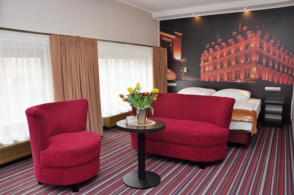Nowy Tomyśl Hotel Atrium חדר תמונה